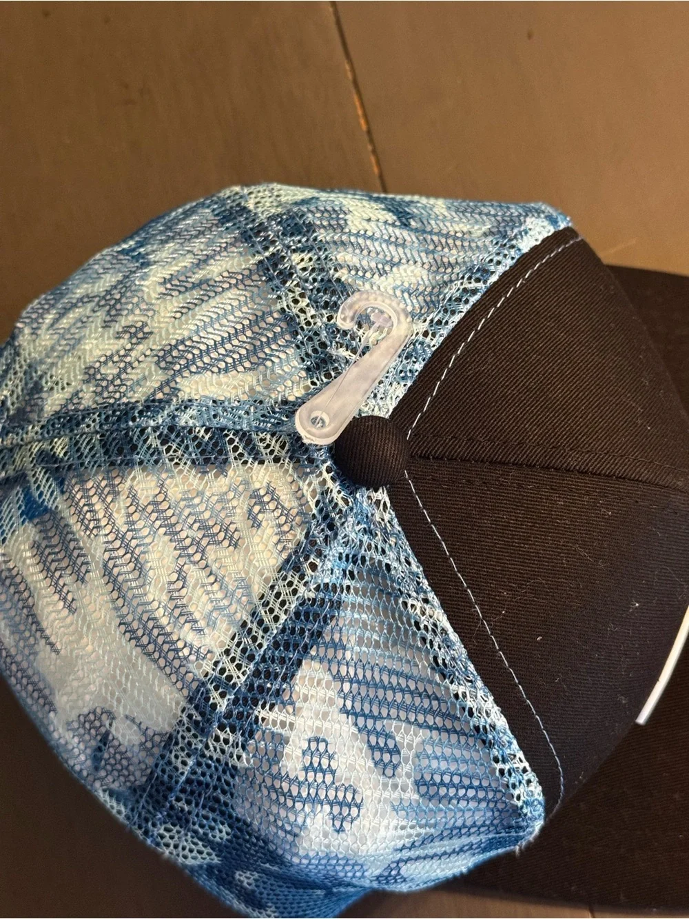 NWOT Pura Vida black & blue trucker hat, blue tie-dye mesh, adjustable band.